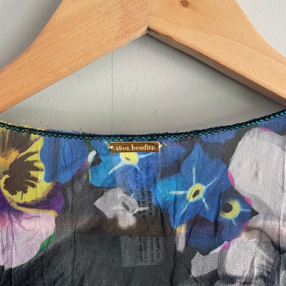 Agua Bendita hand headed cover up - Picture 9 of 16